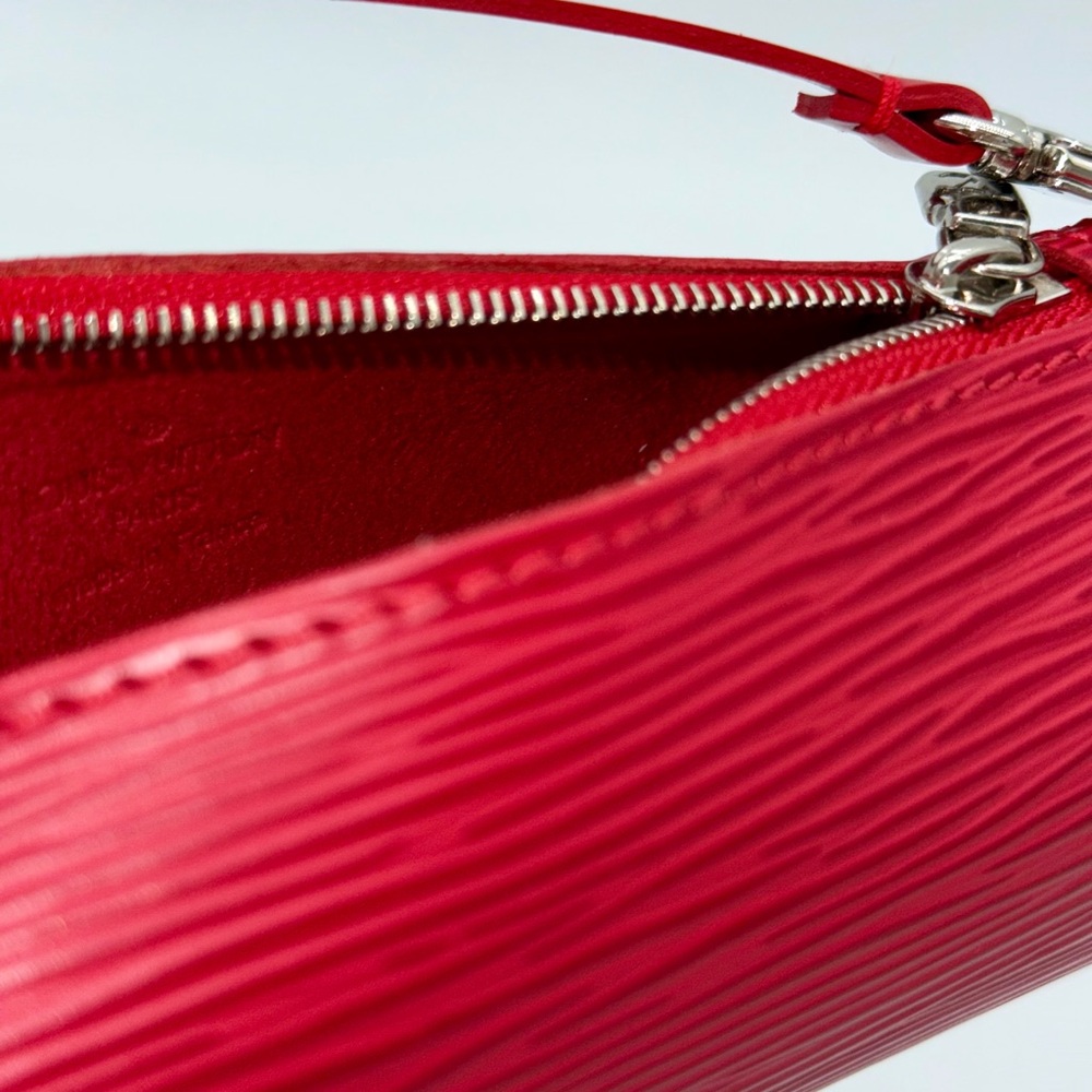Louis Vuitton Castilian Red Epi Pochette - Picture 10 of 15